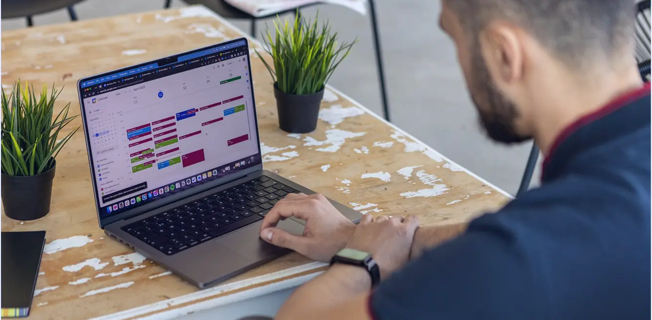Time and Attendance Software for Multi-Location Teams: Connecting Shifts, Leave and WFH